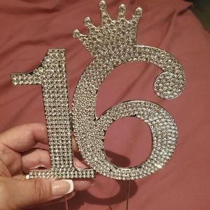 Cake topper 16